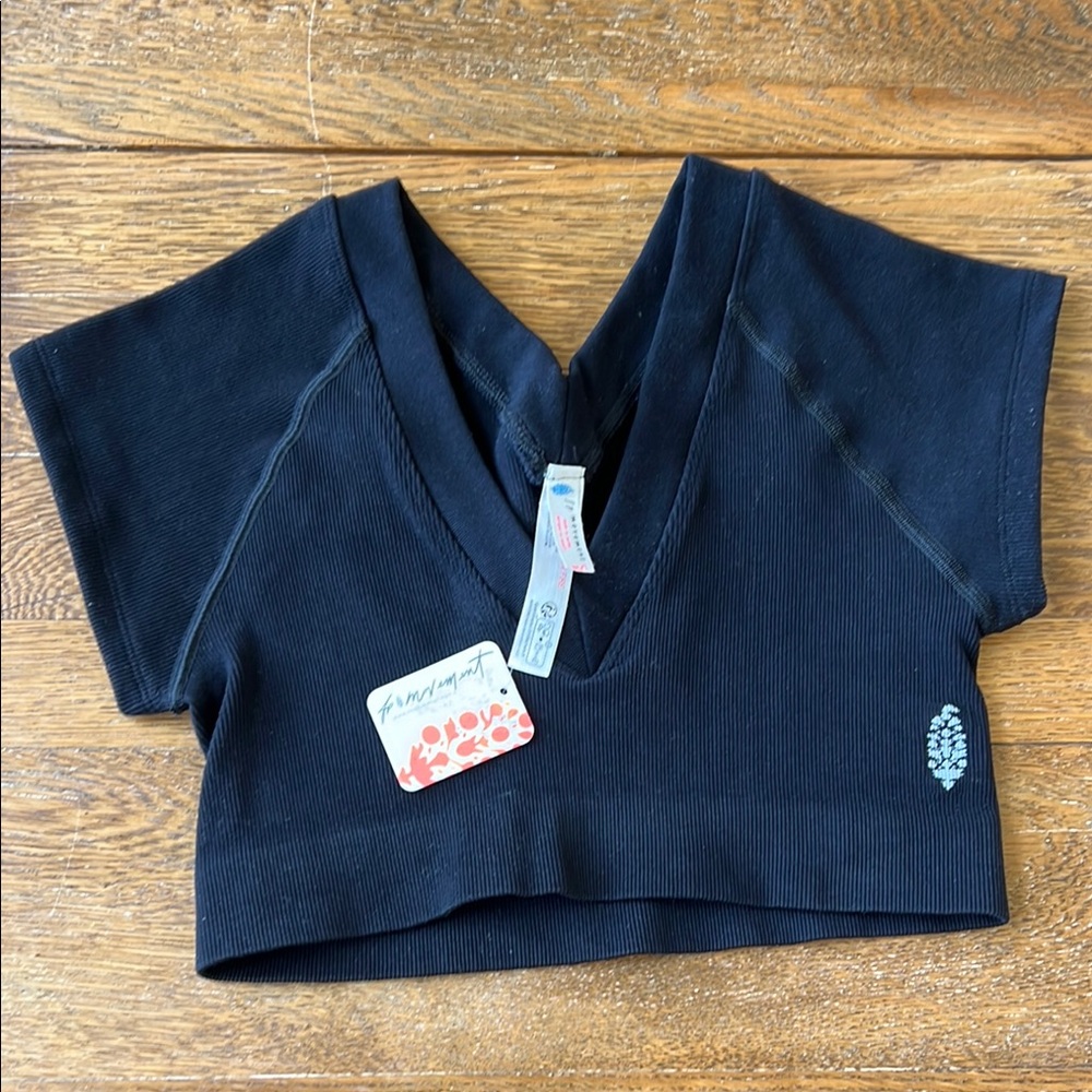 Free People crop top size m/l NWT